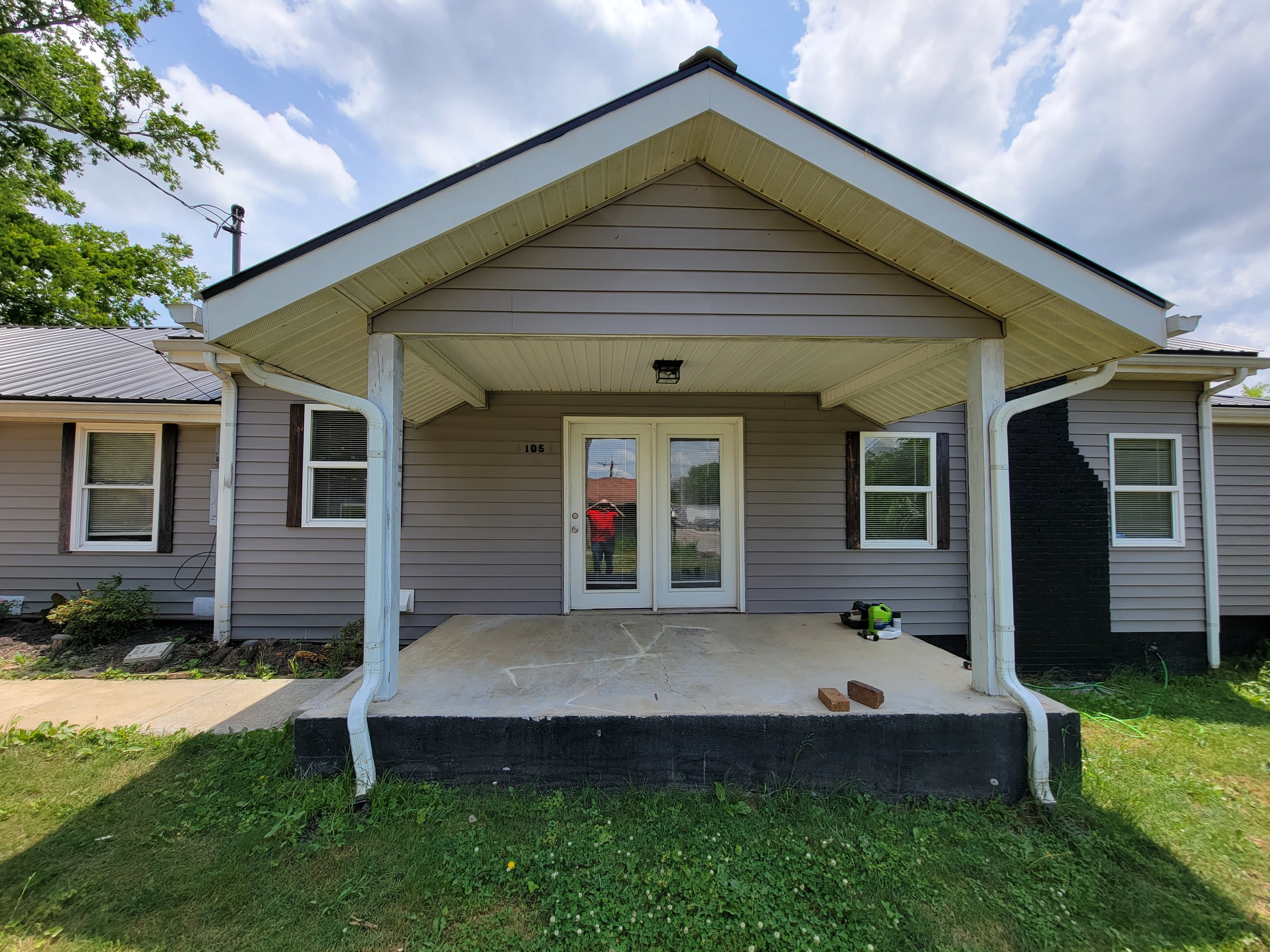105 Elm Street – photo 3