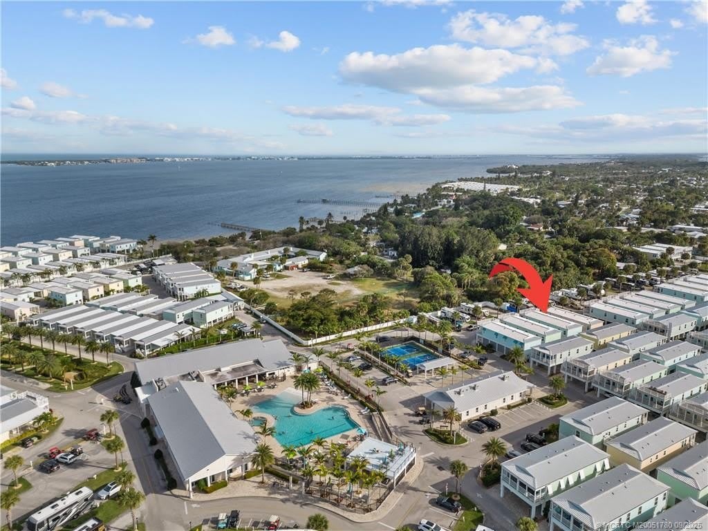 257 NE Coastal Drive – photo 2