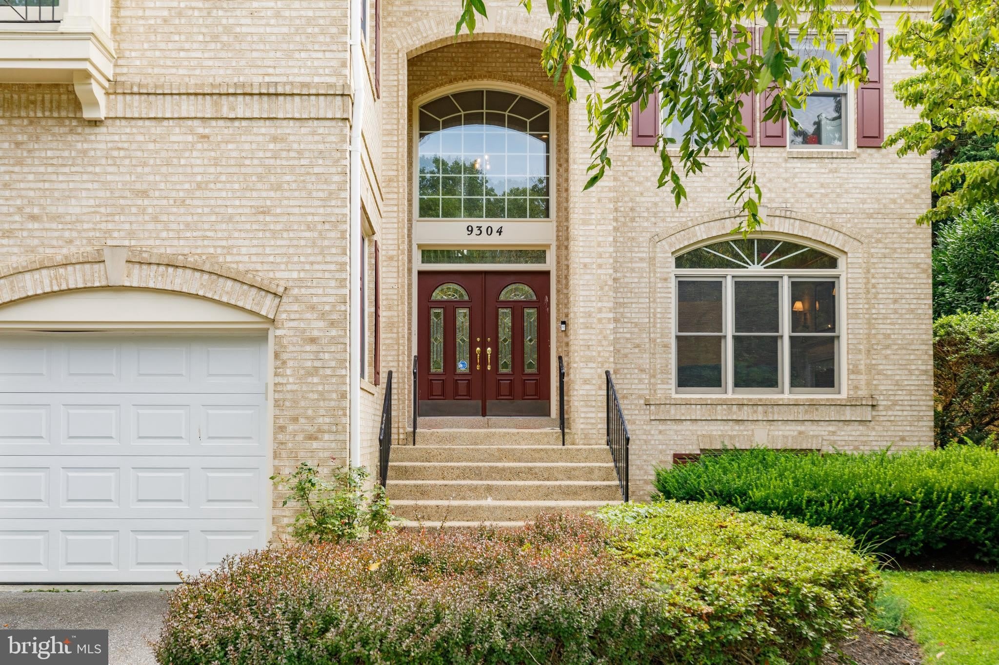 9304 WILDOAK Drive – photo 4