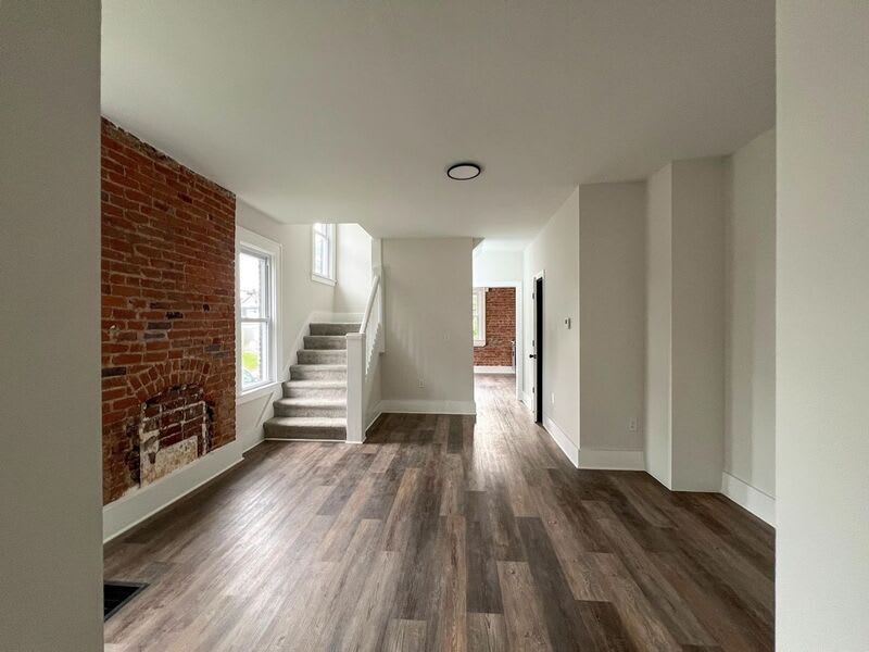 927 S Champion Ave – photo 5
