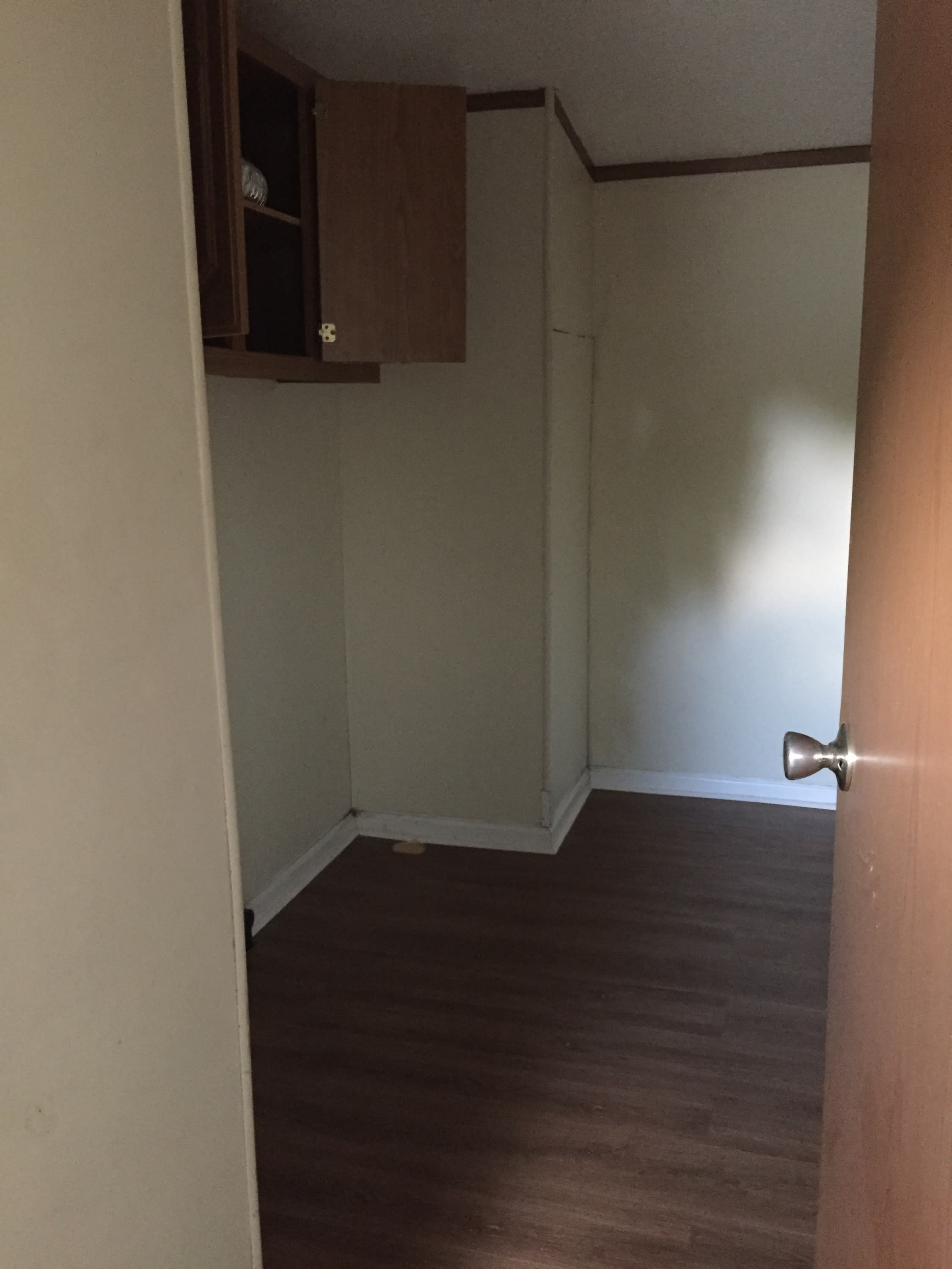 528 Chris Street – photo 3