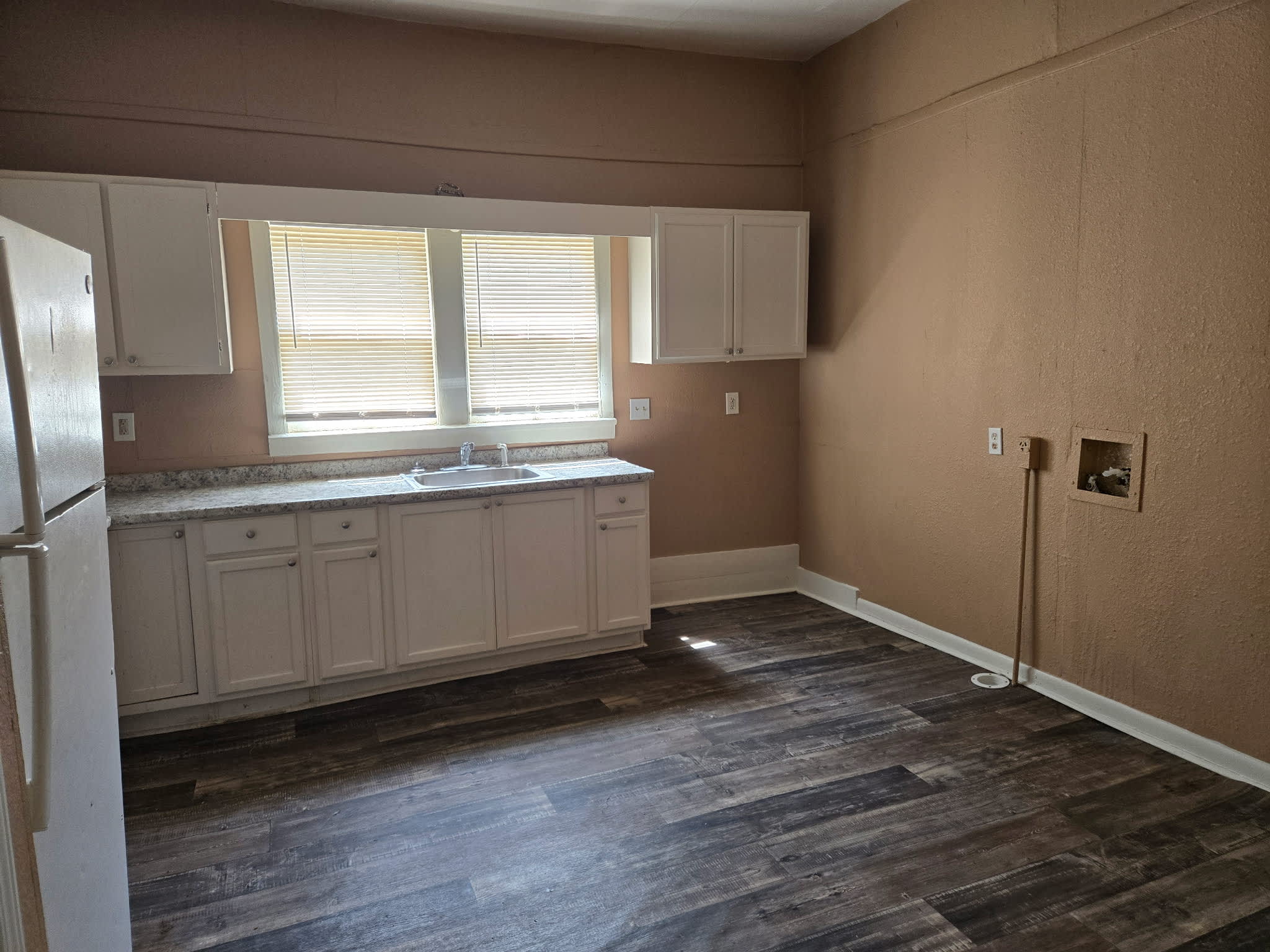 1512 Chandler – photo 4