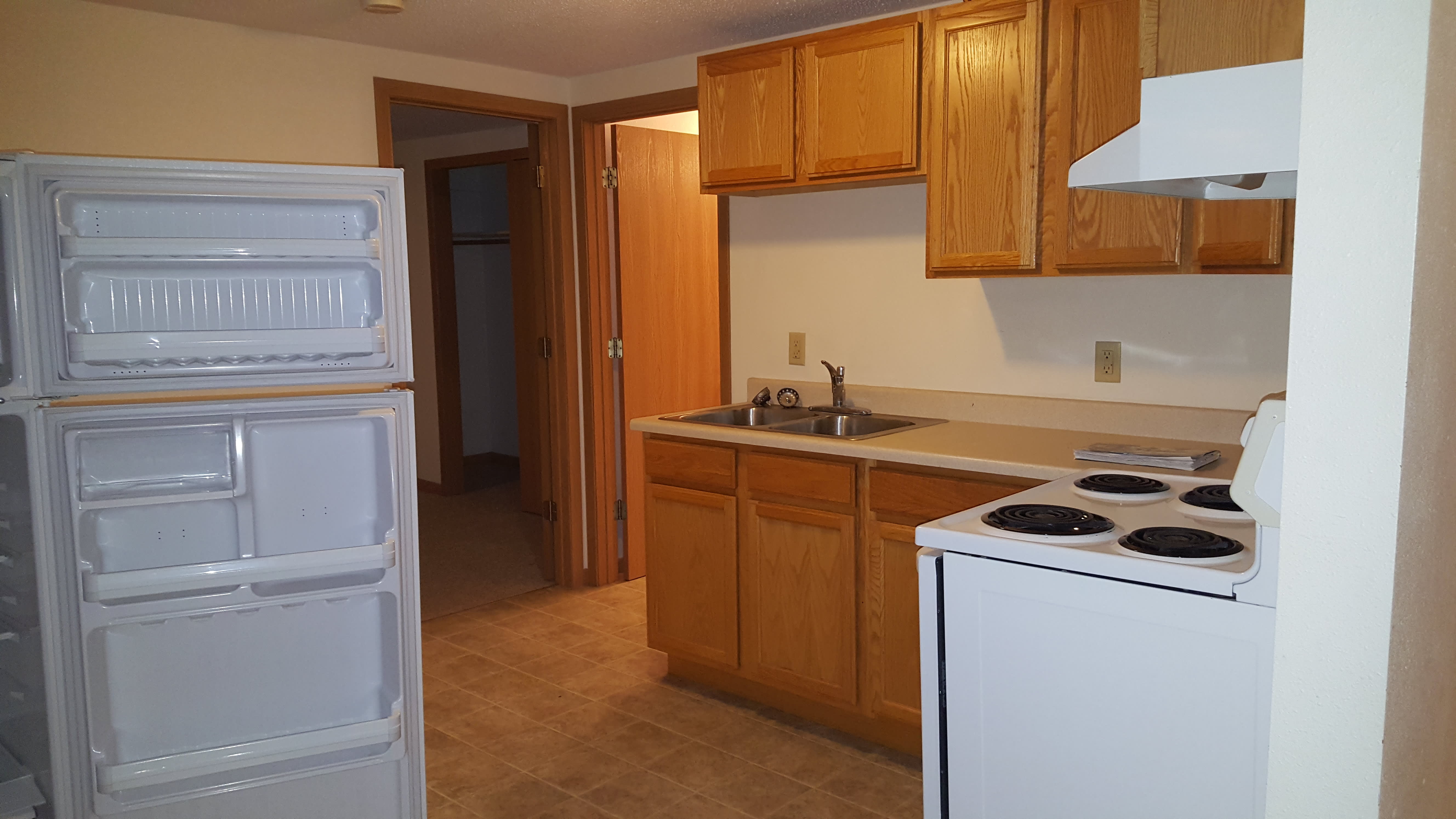 299 Dyer St – photo 3