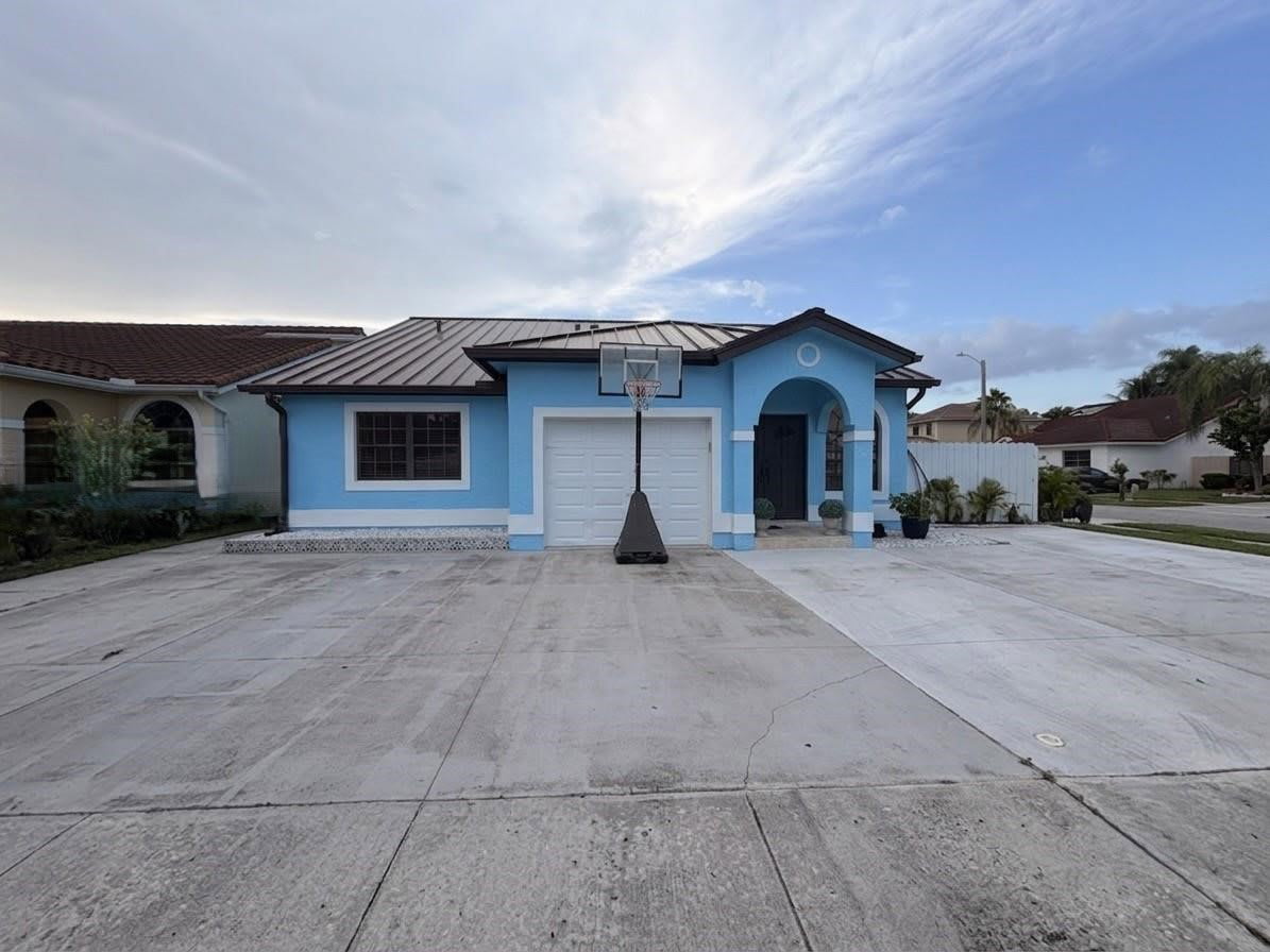 14401 Southwest 114th Street – photo 1
