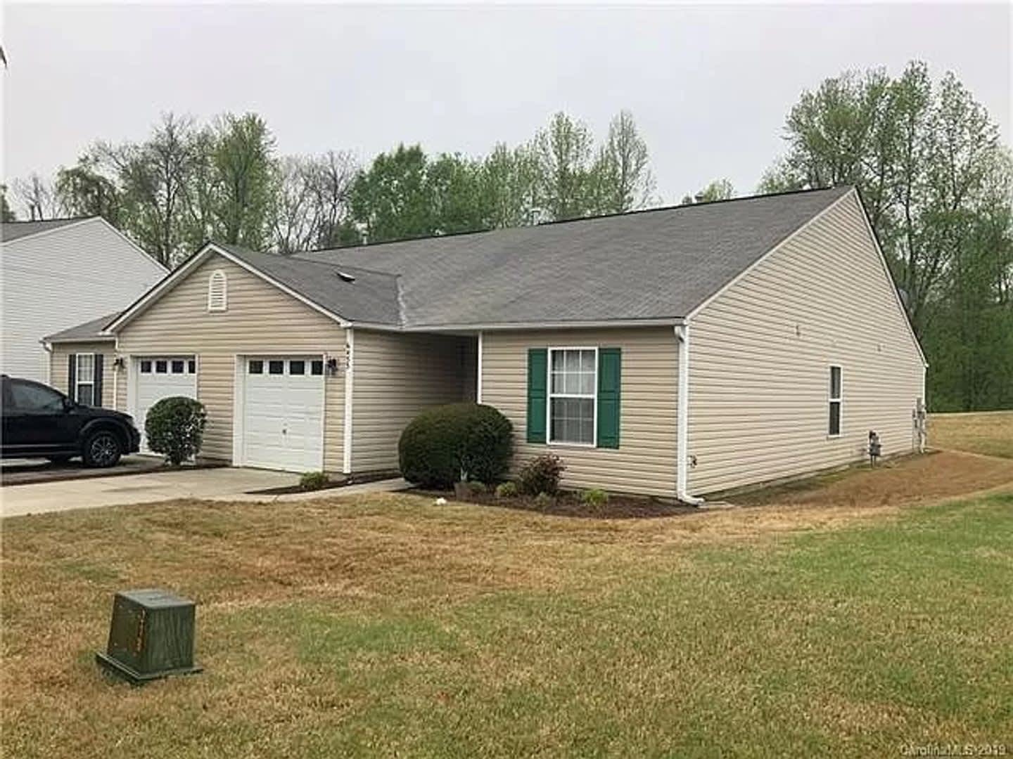 Room in 3 Bedroom Home at Ziegler Ln – photo 1