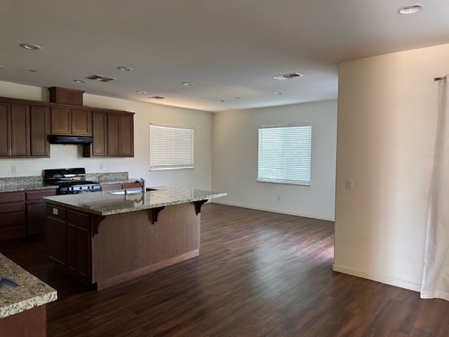 500 00 Off First Full Months Rent Beautiful Home In River Island – photo 5