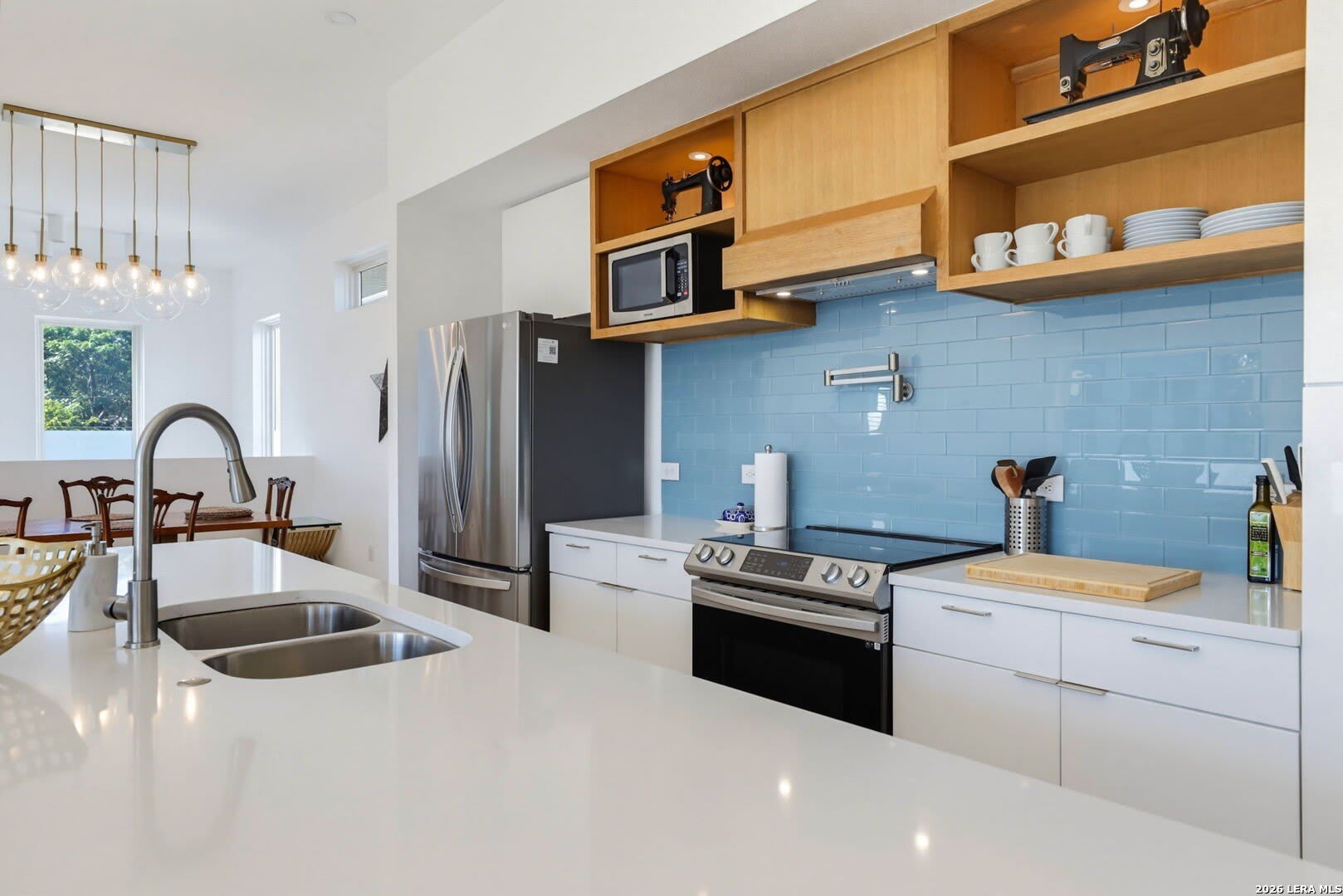 626 Montana St – photo 3