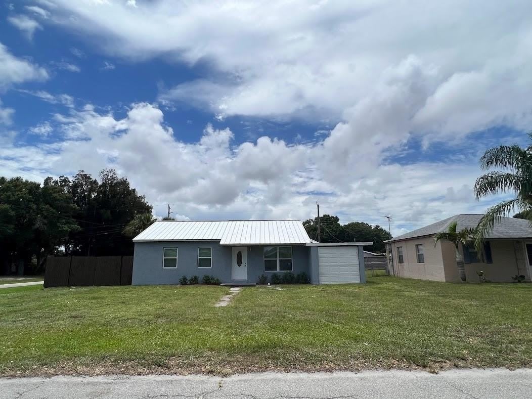 1810 Elizabeth Street – photo 1