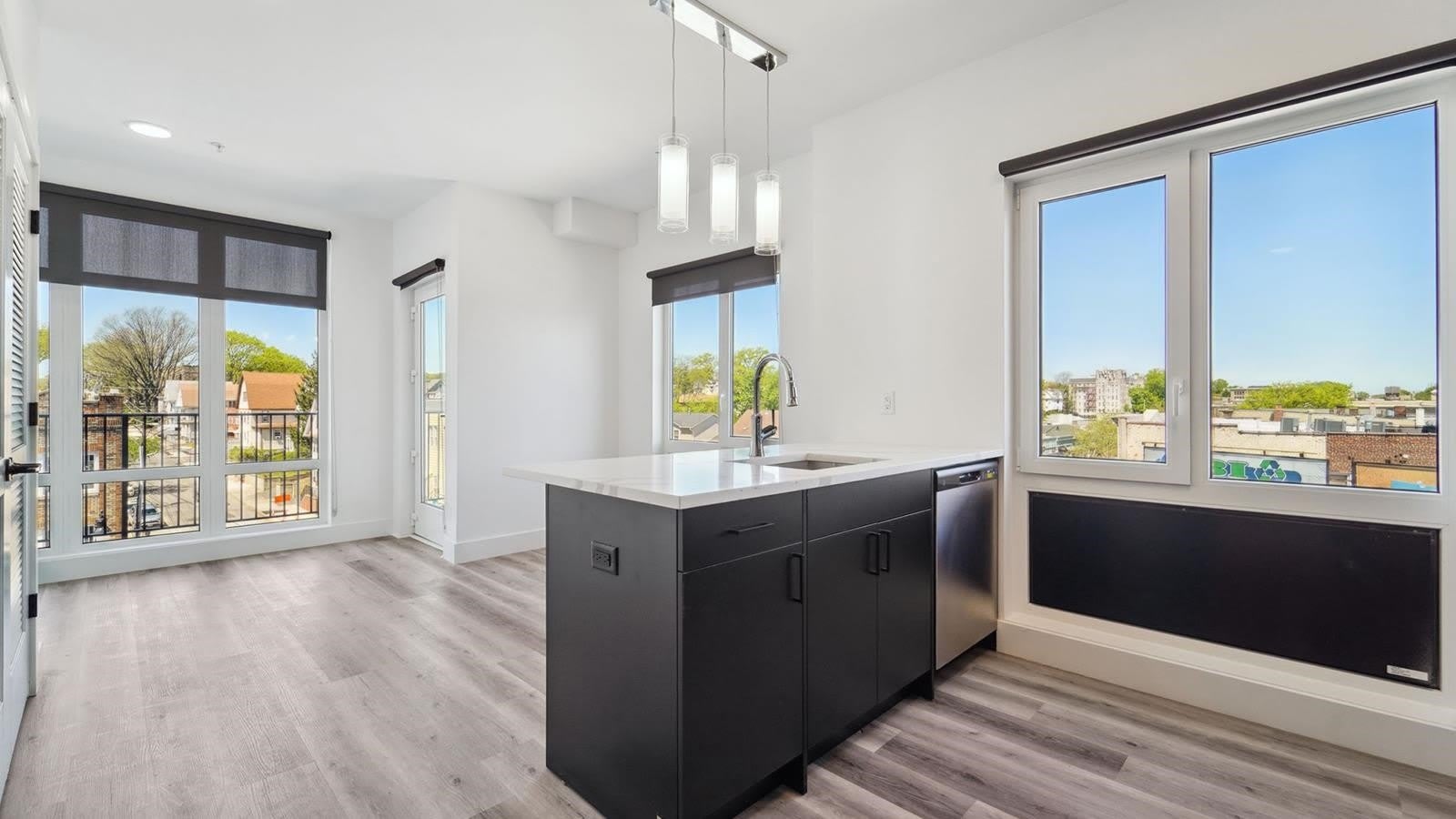 100 Washington Ave – photo 2