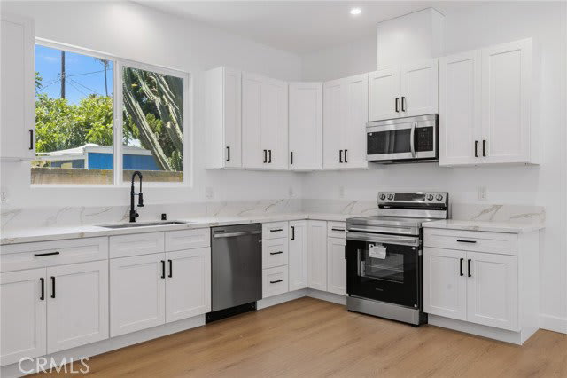 7645 Melvin Avenue – photo 5