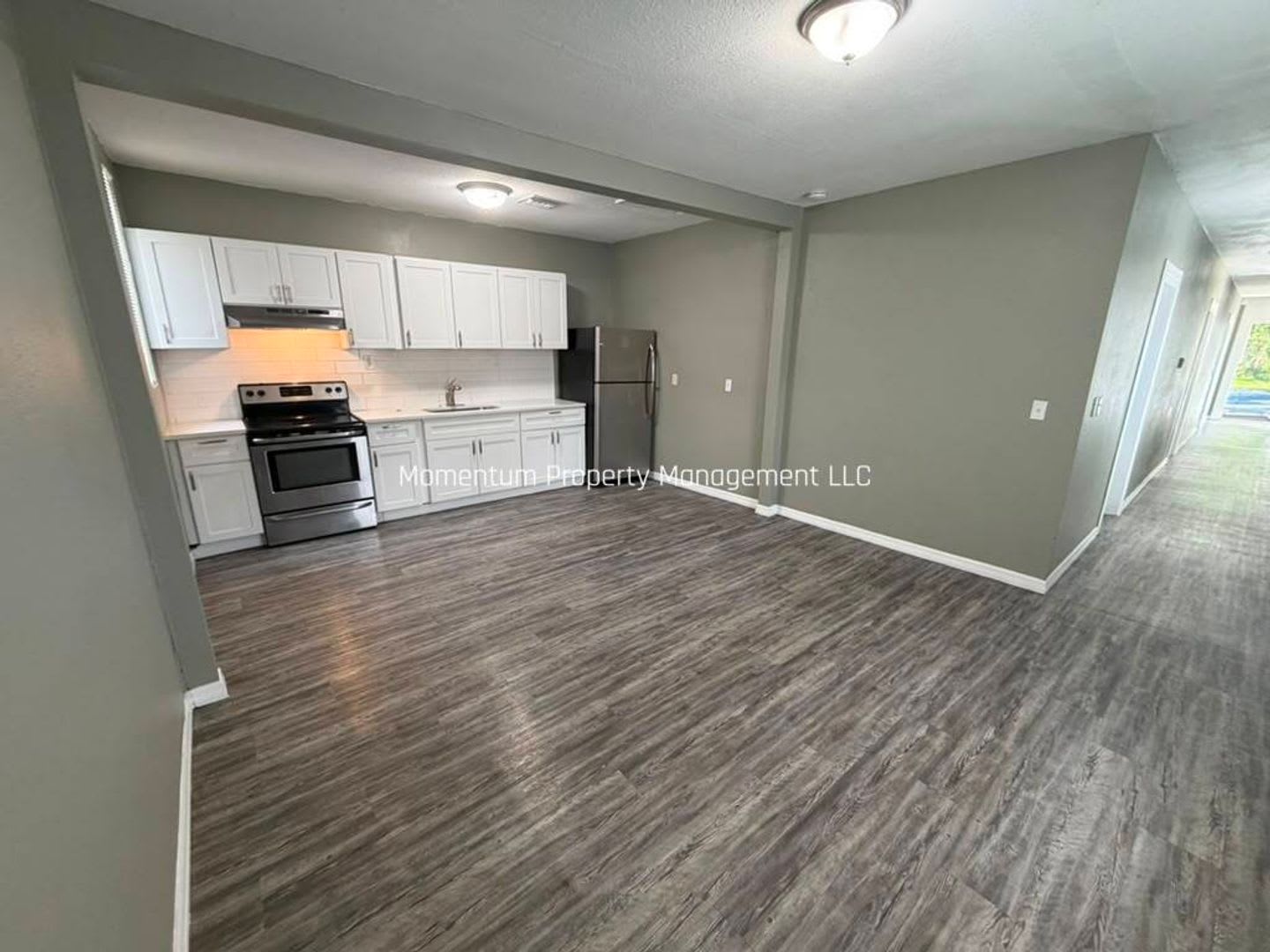 2911 N 17Th St Tampa Fl 33605 – photo 2