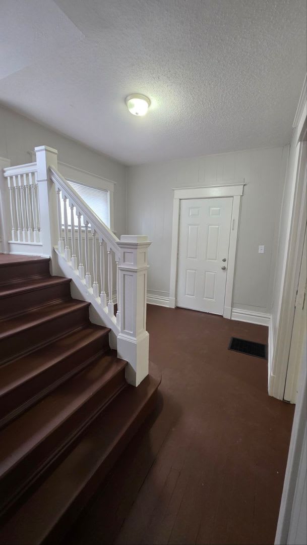 3 BR/1BA – photo 4