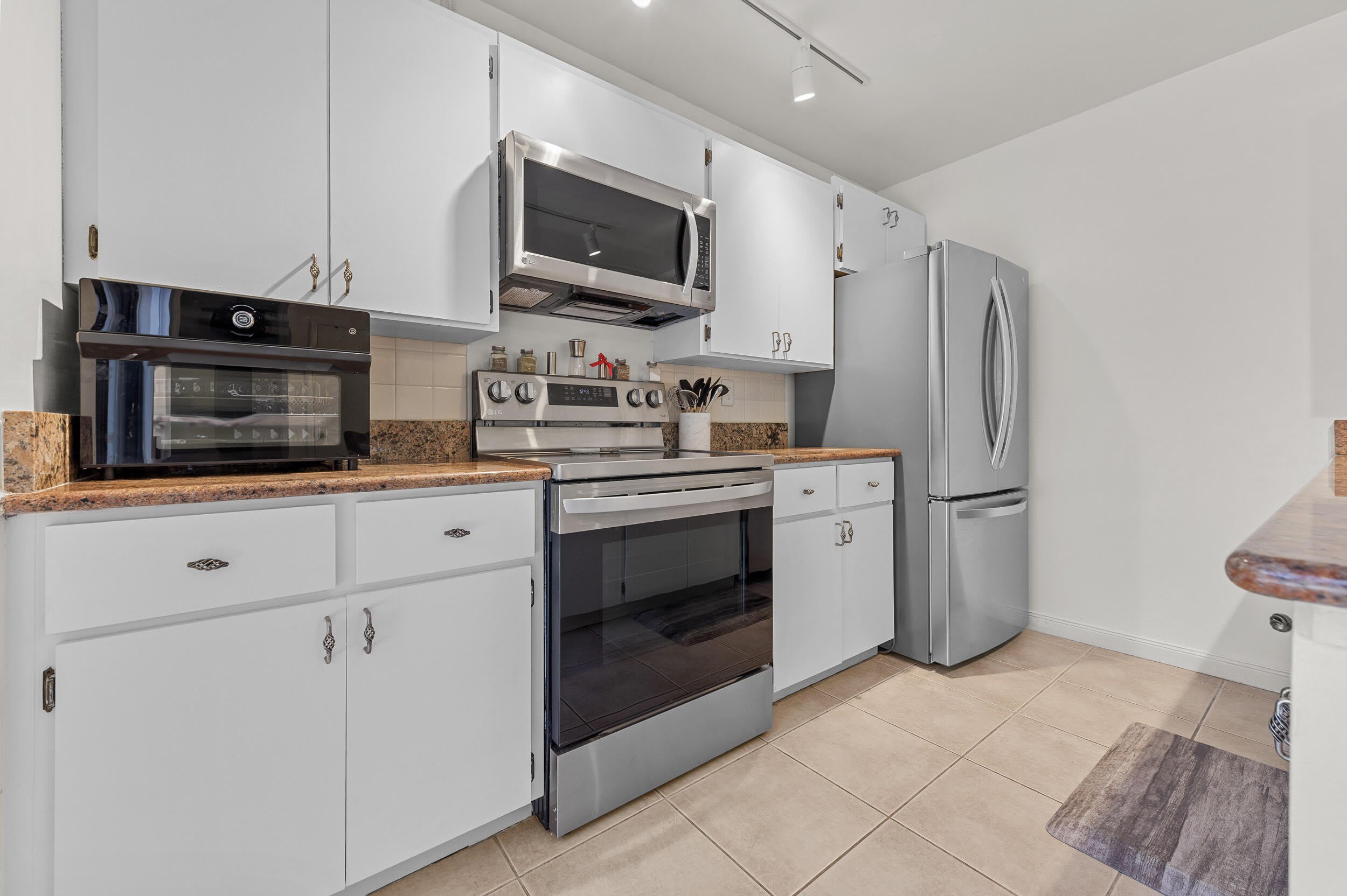 7424 74th Way – photo 5