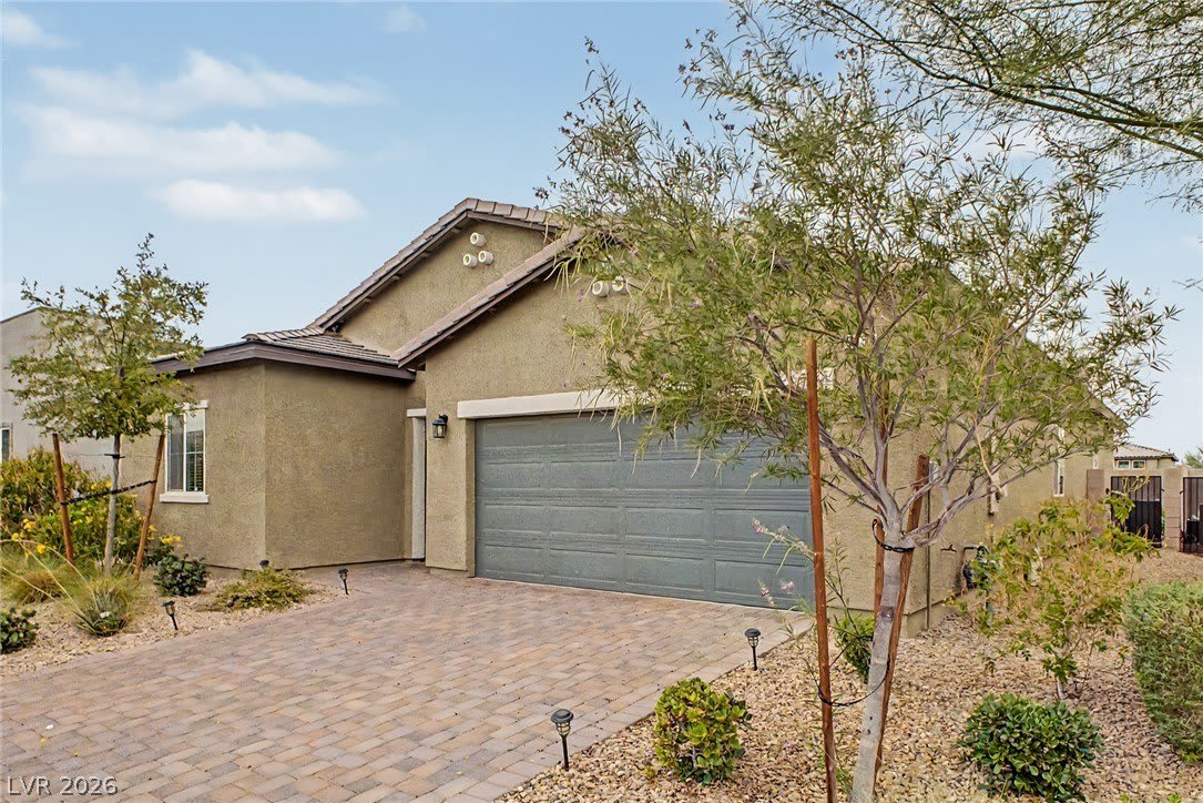 7552 Blue Lotus Avenue – photo 2