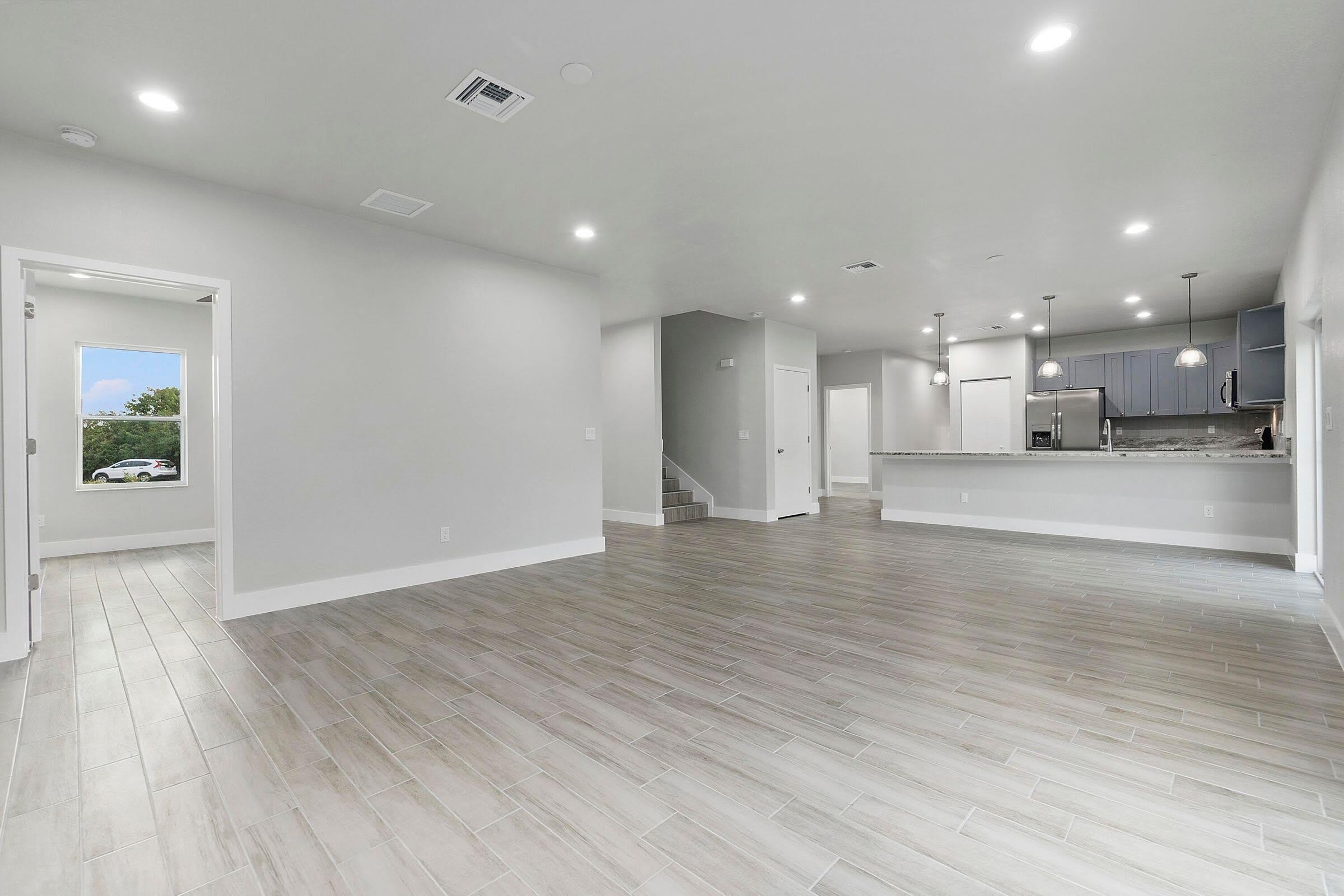 1351 SW Don Court – photo 4
