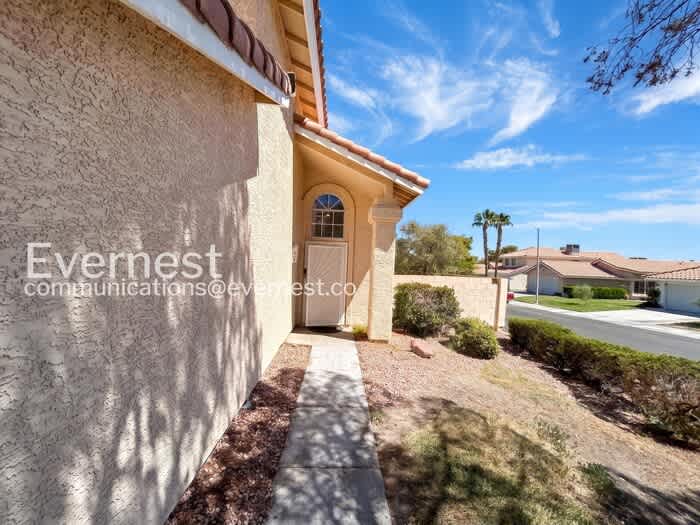 2802 Prickley Pear Drive – photo 2