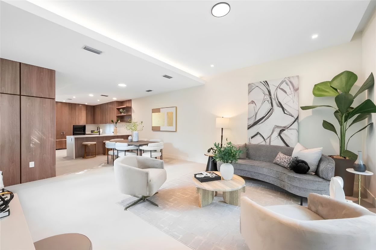 3073 Hibiscus Street – photo 2
