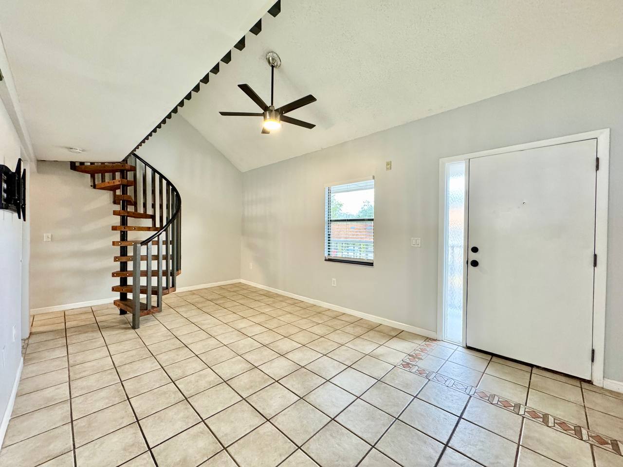 2166 Bradford St Apt 125 – photo 3