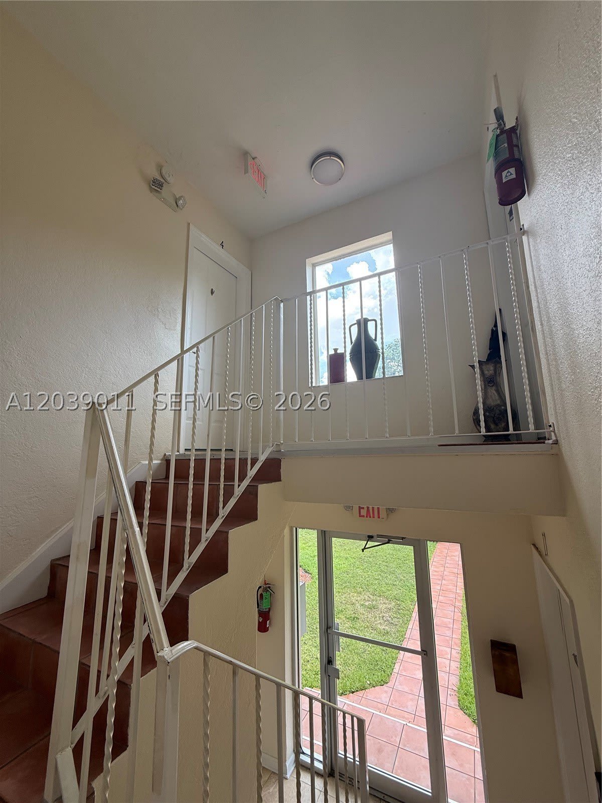 426 Ne 77Th St Rd – photo 3