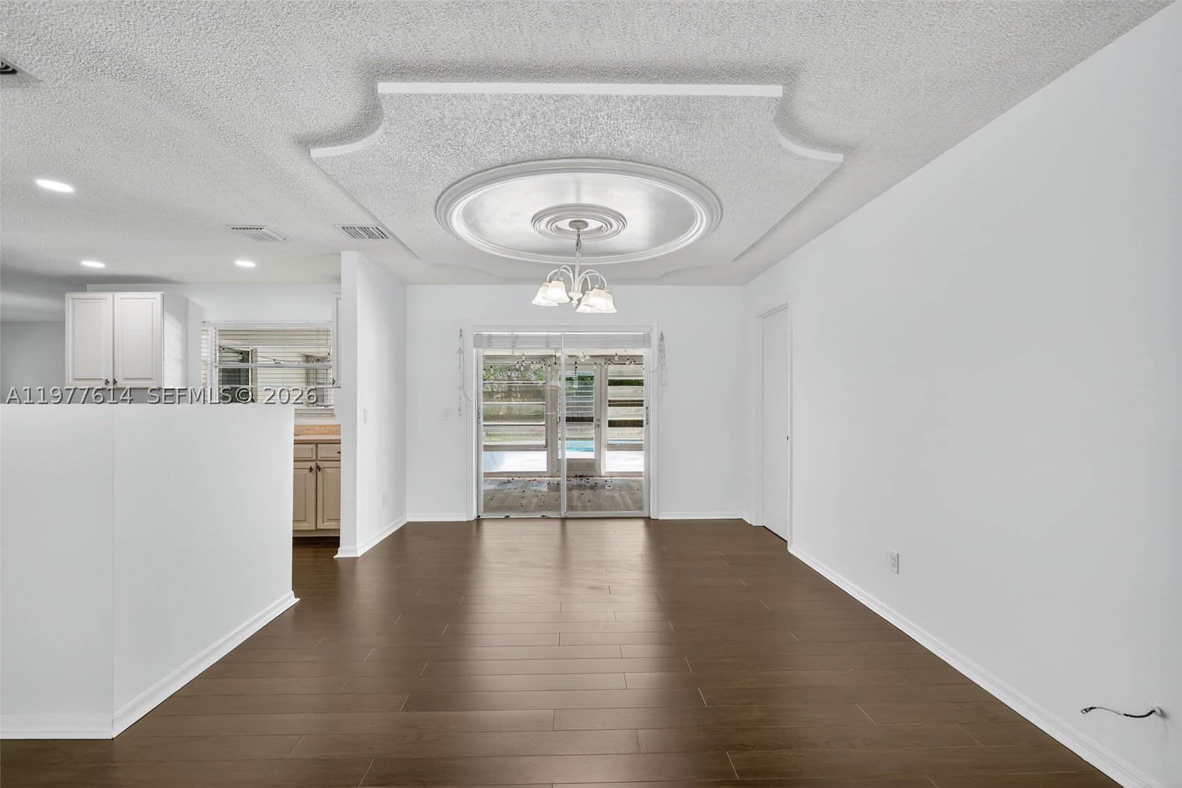 770 SE Hollahan Ave – photo 4