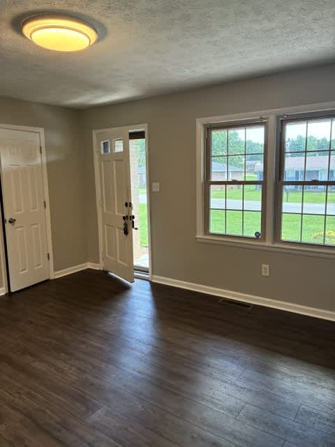 406 Caramel Drive – photo 3