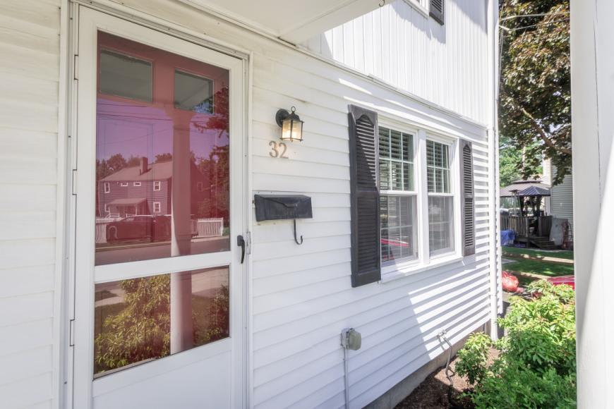 32 Hamilton Rd. – photo 2