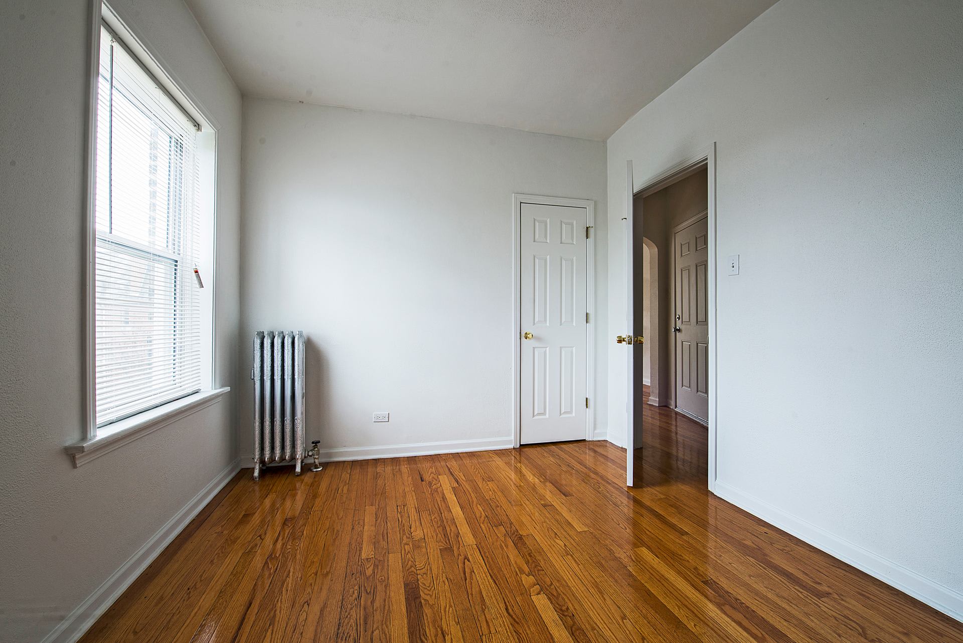 8155 S Ingleside Ave – photo 5