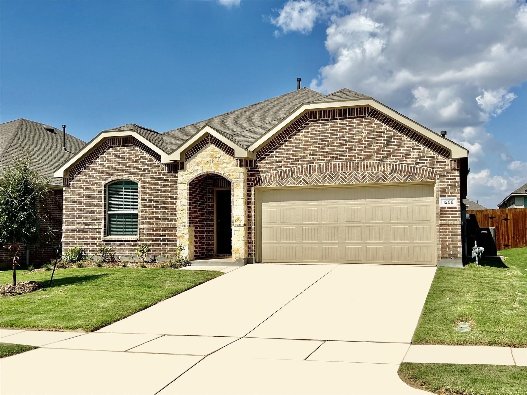 1208 Sequoia Lane – photo 1