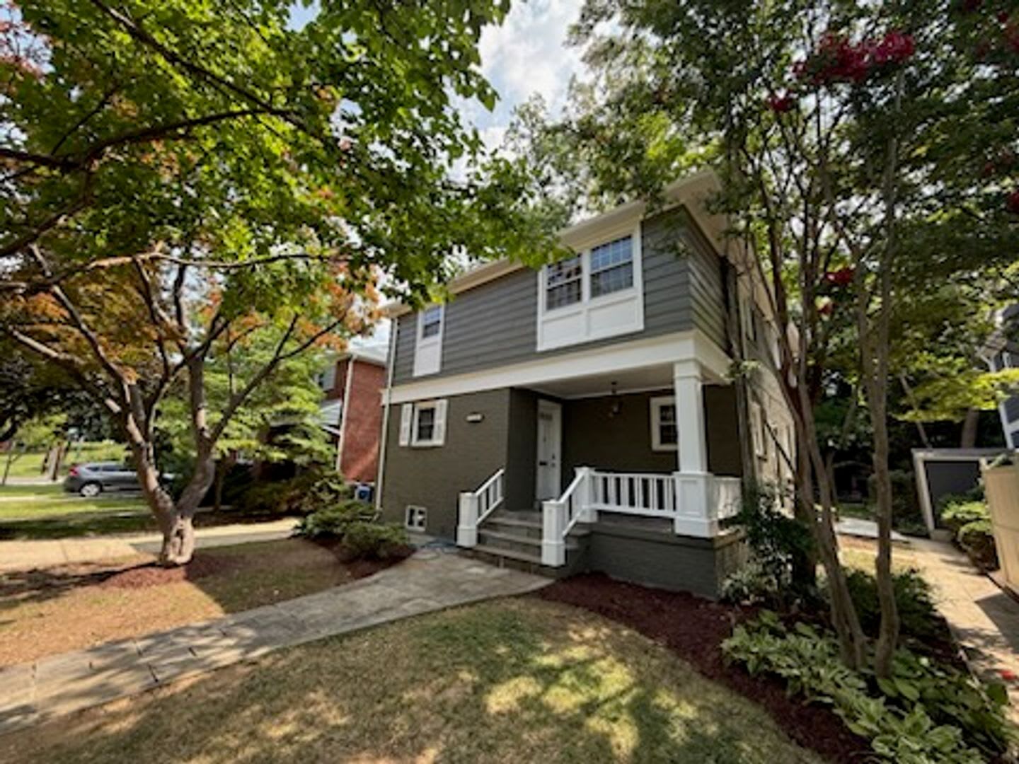 NEWLY UPDATED 4BR 3Bath in TREMENDOUS AU Park! – photo 1