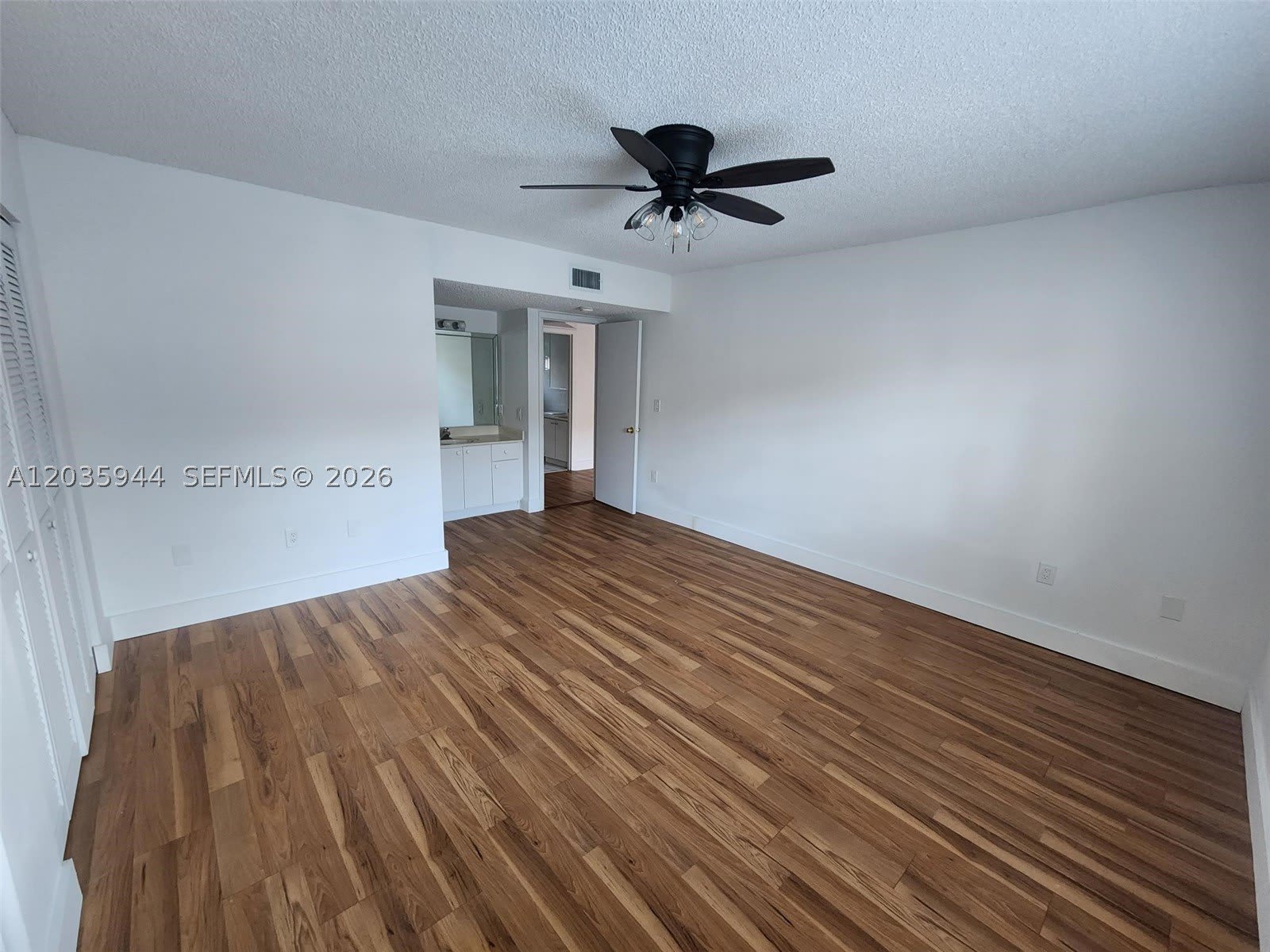 10019 W Okeechobee Rd – photo 3