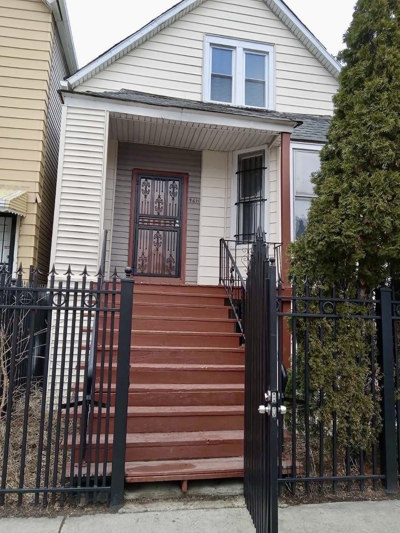 9611 S Avenue L – photo 1