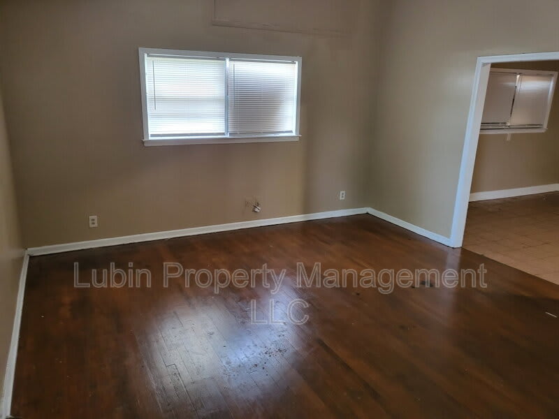 4818 Peace St – photo 2