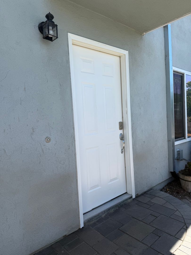 Convenient location 3 bedrooms, 2 bathrooms, 2 car attached garage – photo 3