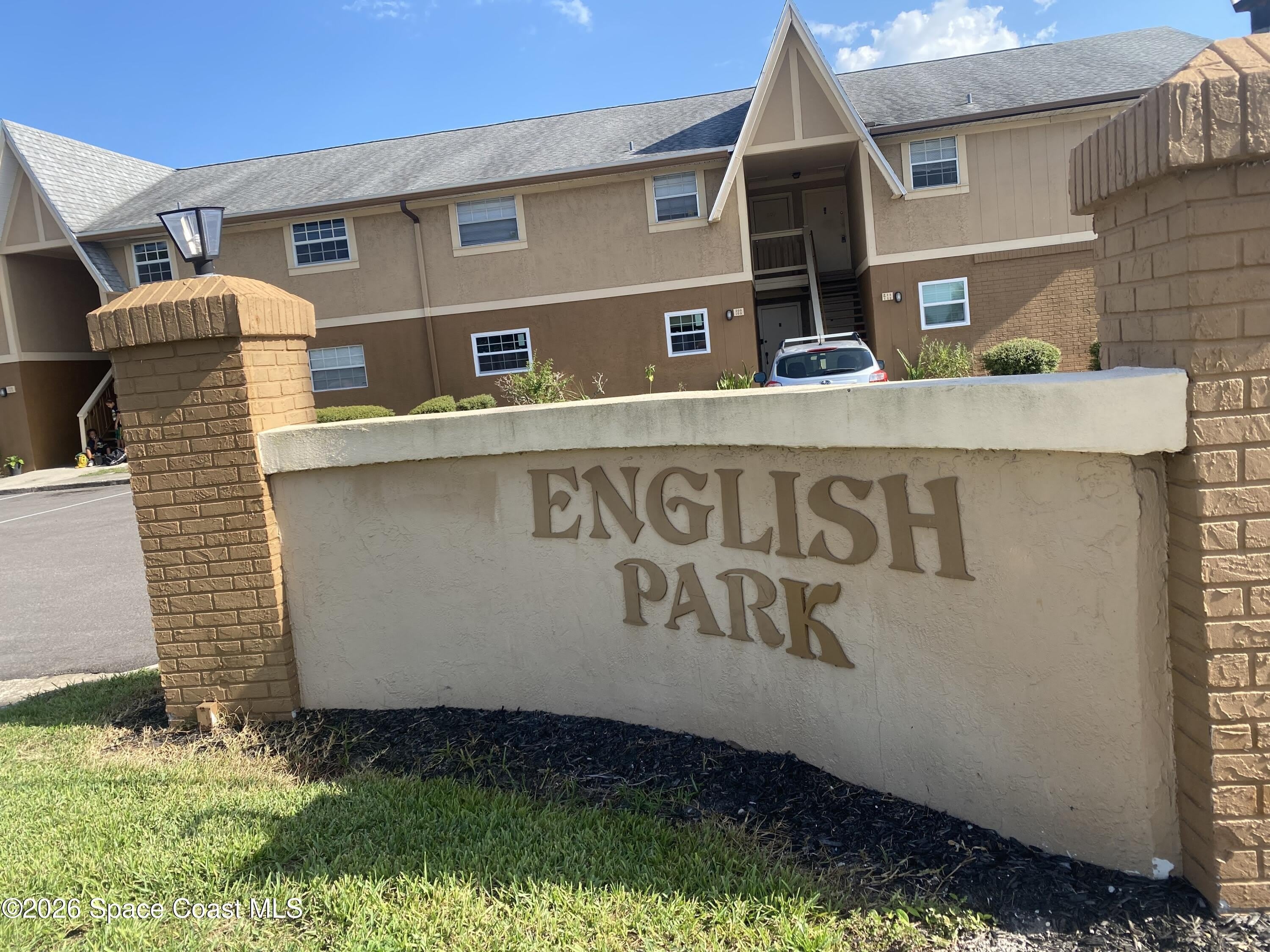 207 Bristol Lane – photo 3