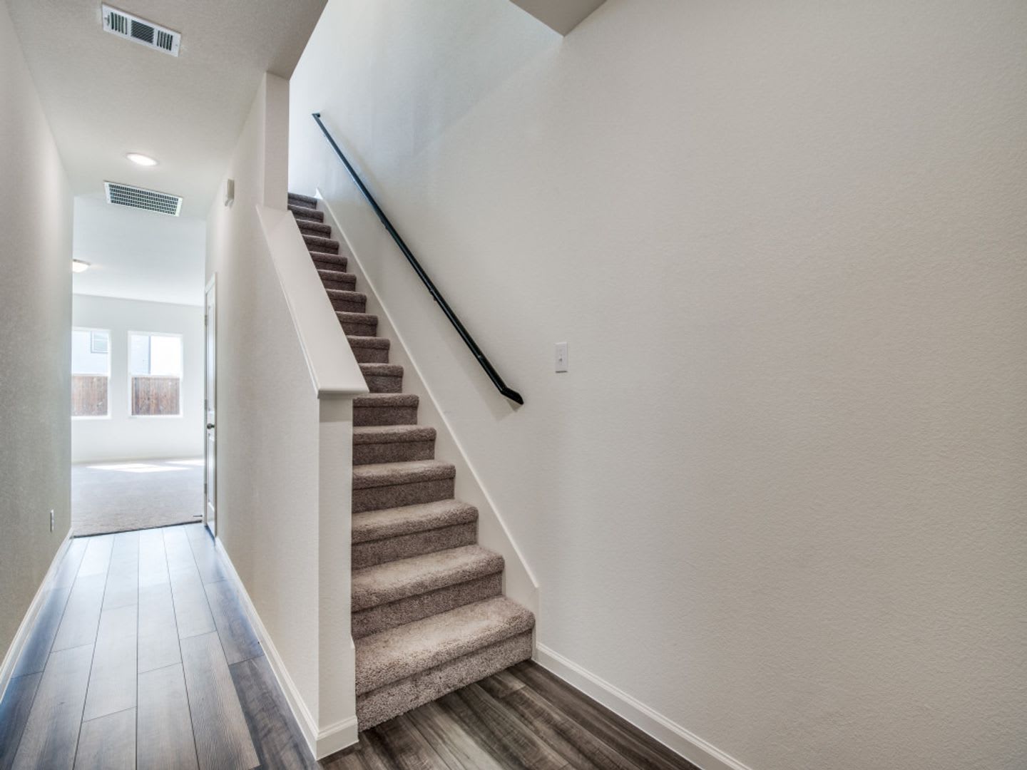 4 Bedroom, 3 Bath home in Forney's Windmill Farms Development For Lease! – photo 4