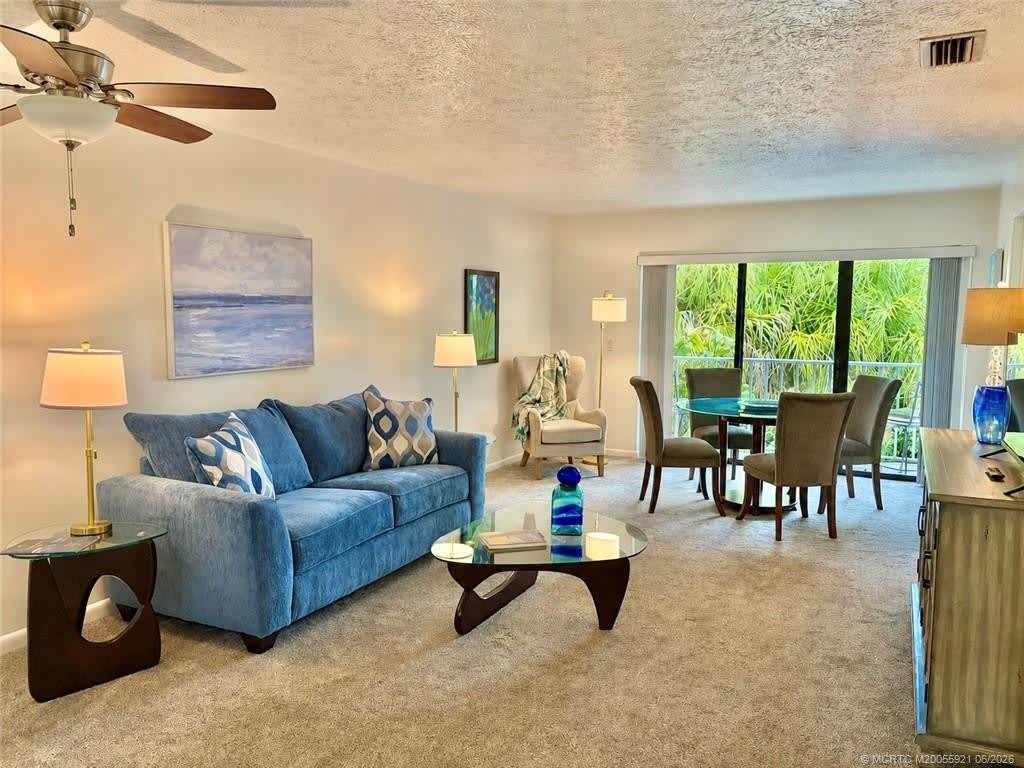 615 Nw Oleander Street – photo 1