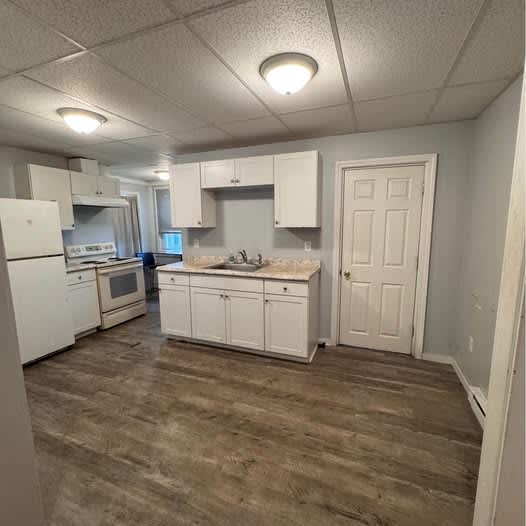 213 Lincoln St – photo 3