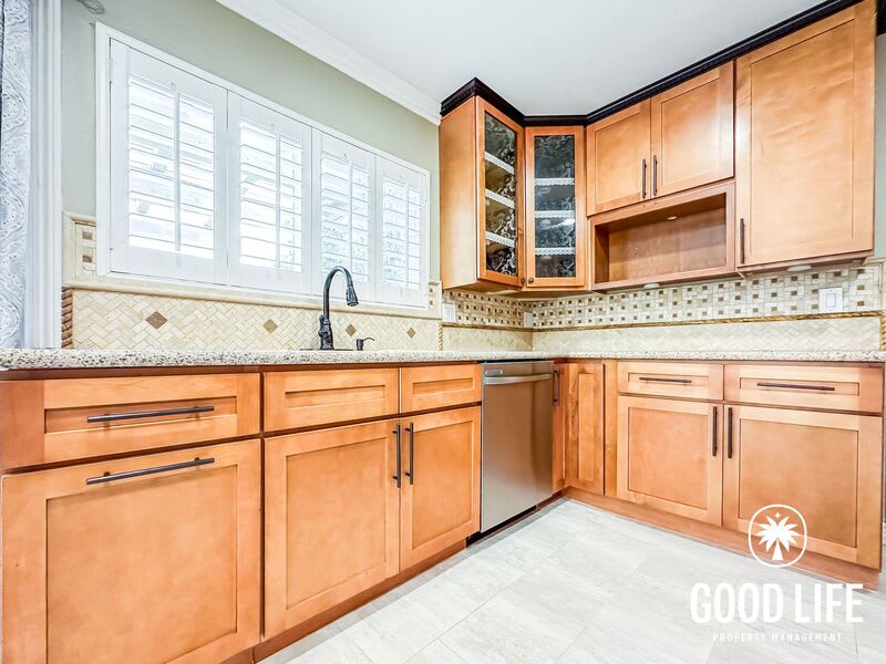 5572 E Vista Del Este – photo 4