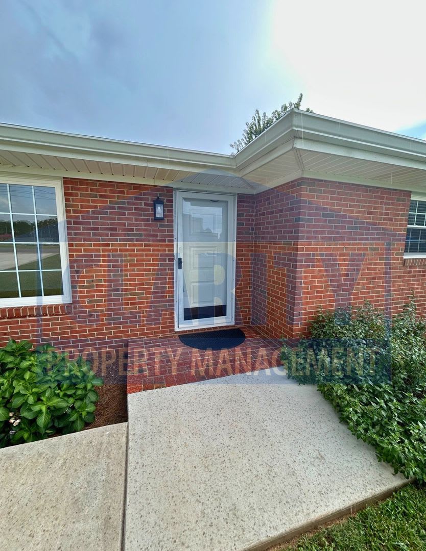 Charming 3-Bedroom Home in Central Cleveland – photo 2