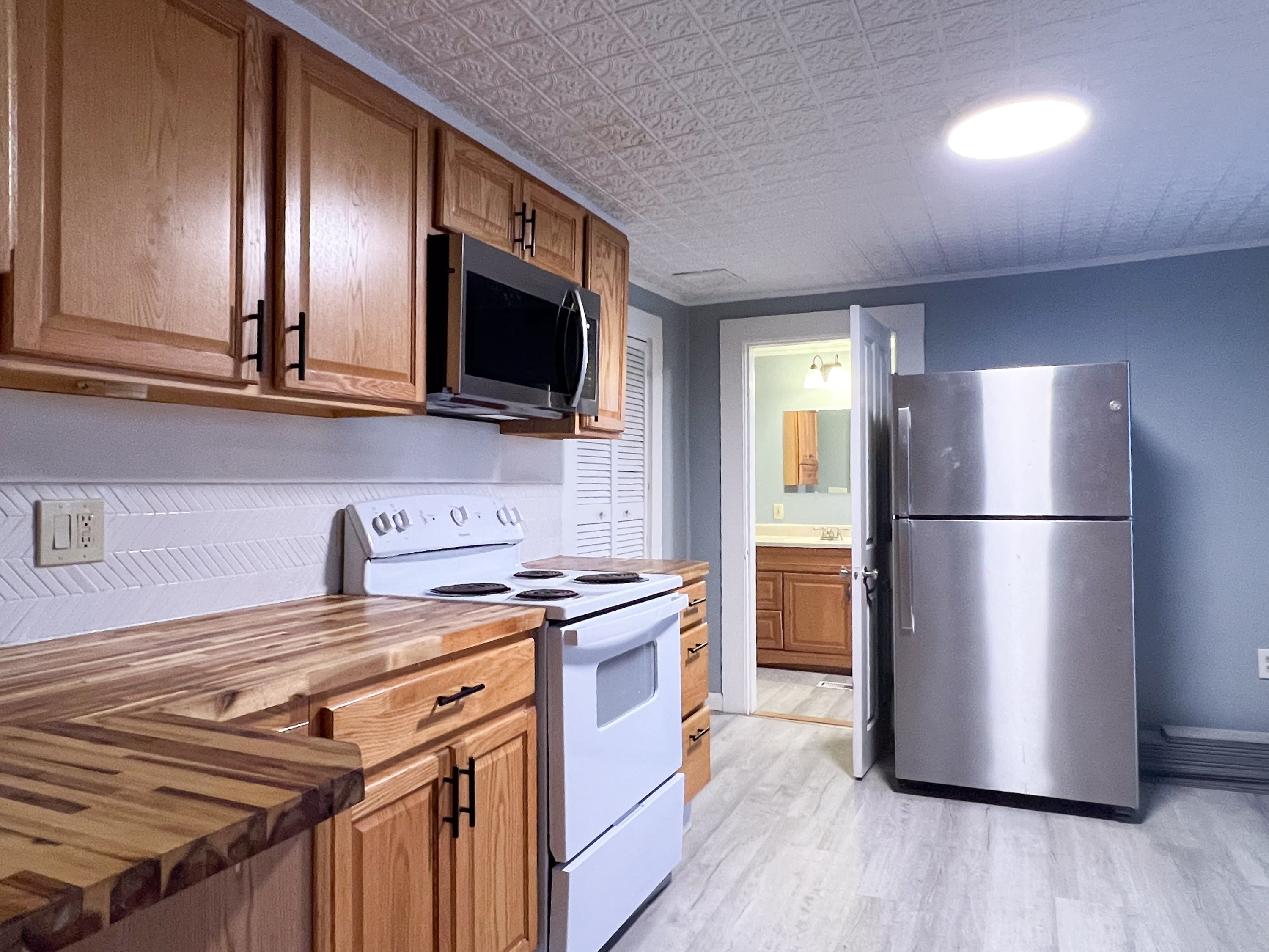 180 Birch Street – photo 4