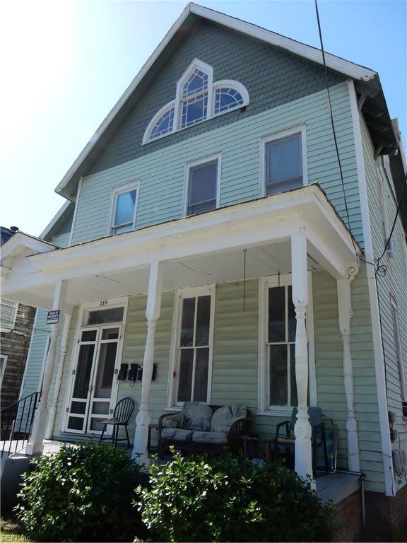 219 Bank Street – photo 2