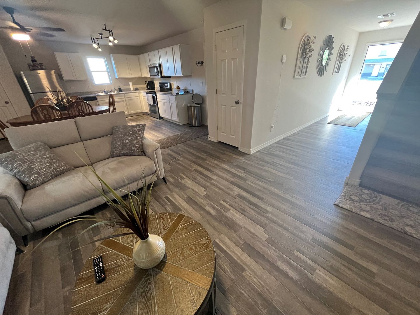 3Br 2Ba Fully Furnished 2Story Near Parks Colorado River – photo 3