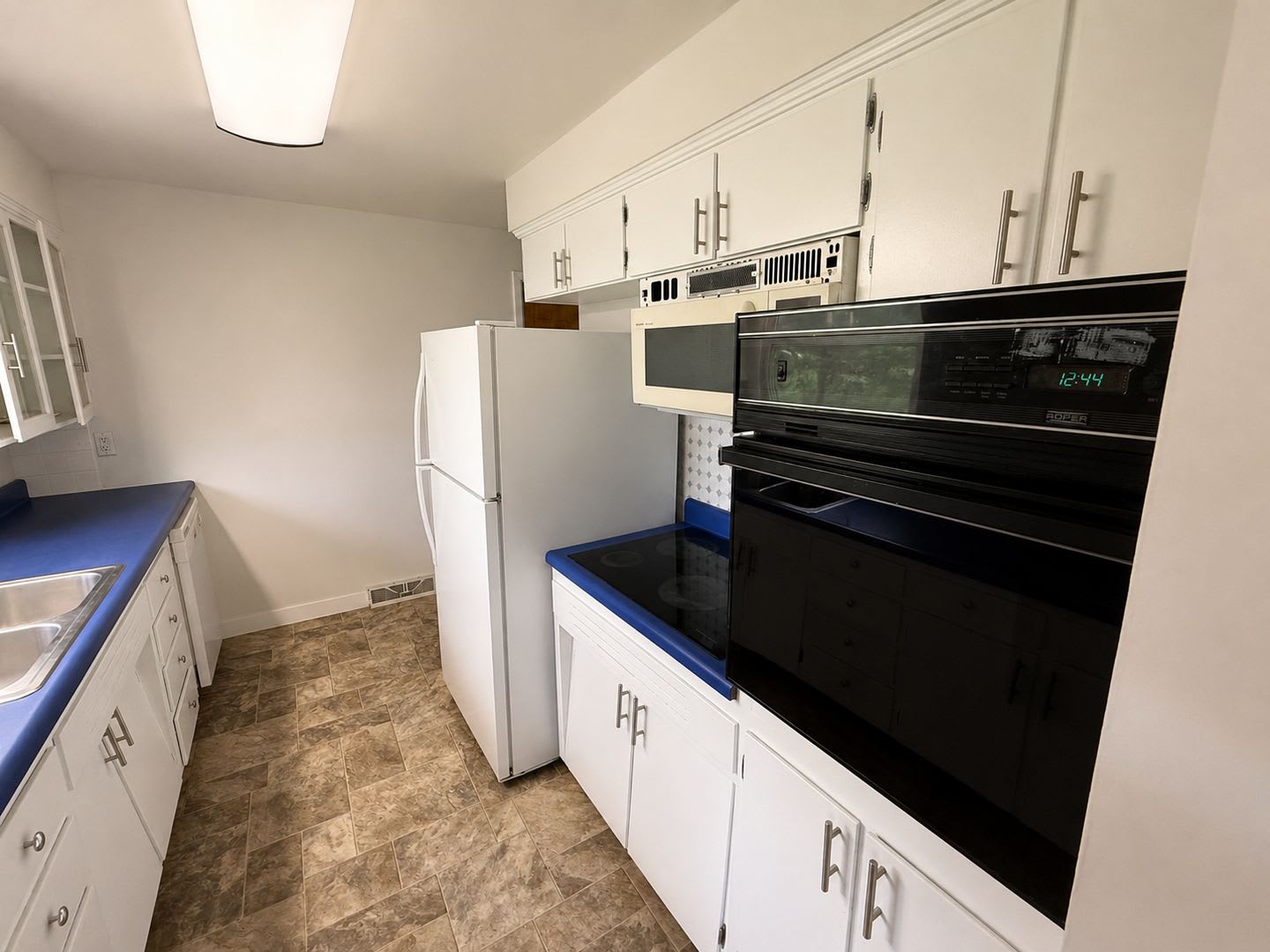 Charming 3-bed Home – photo 5
