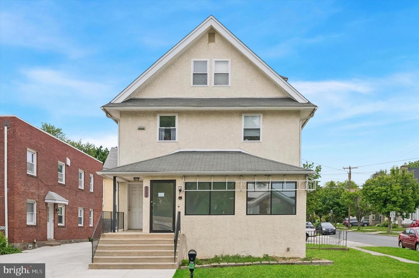 2201 Darby Road – photo 1