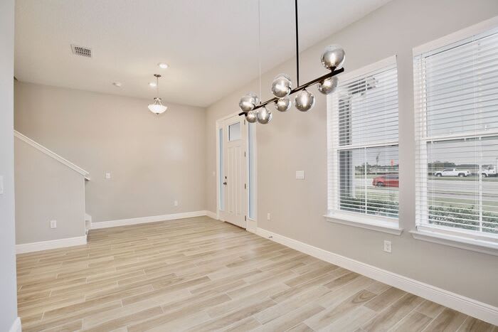 6491 Cyrils Drive – photo 4