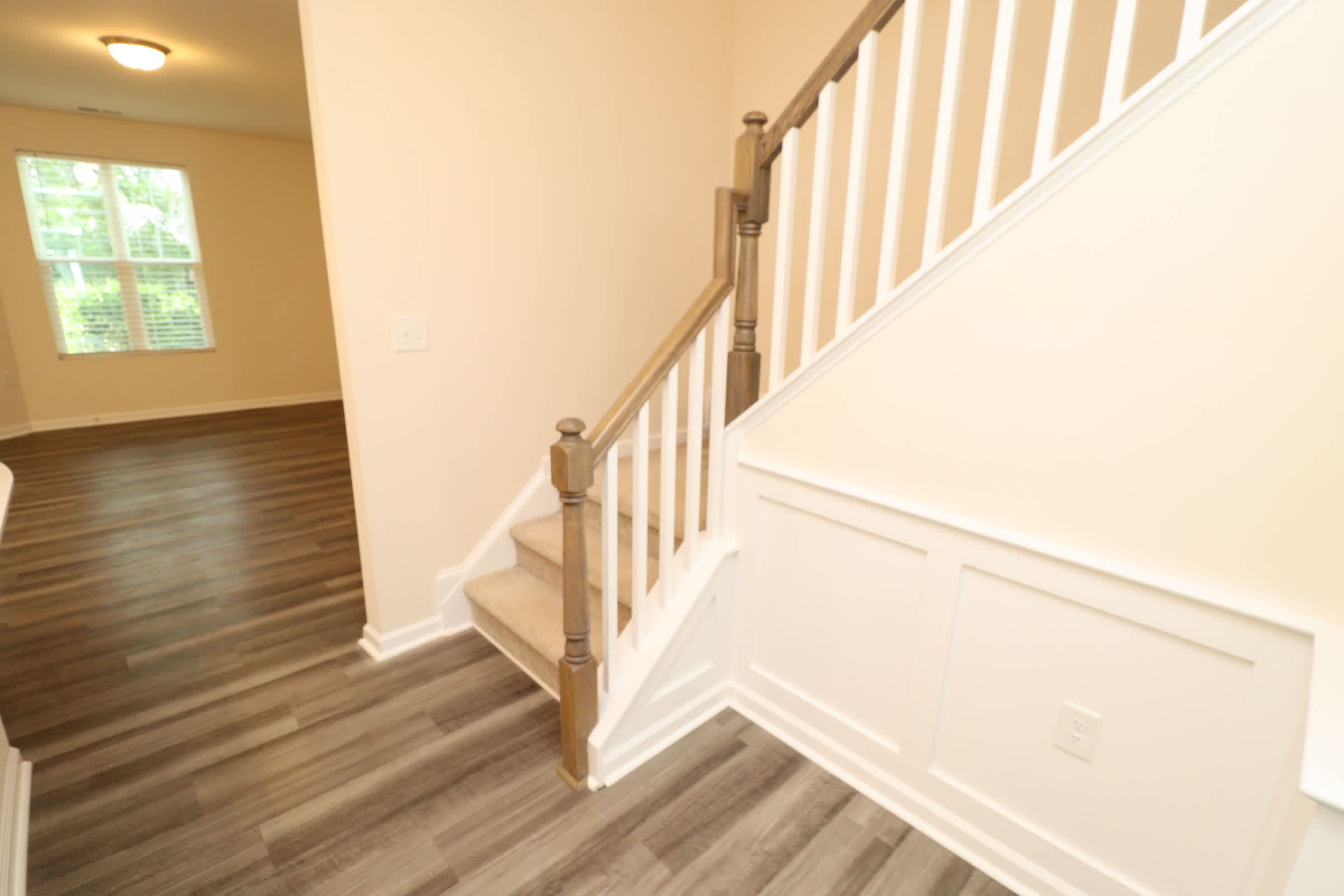 1105 Neighborly Way – photo 5