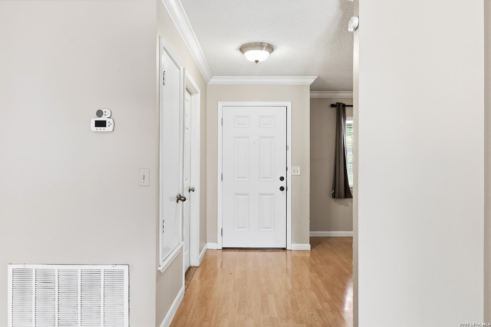 8411 Aristotle – photo 2