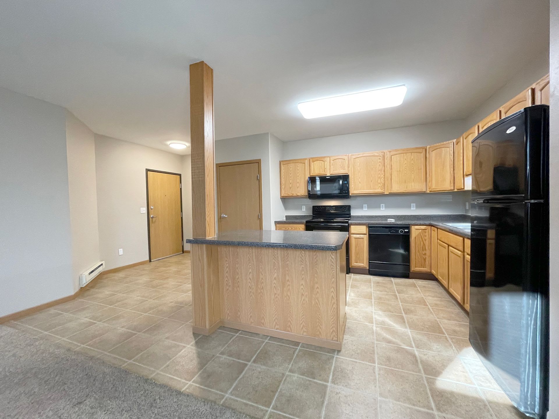 Apartments on Main – photo 2