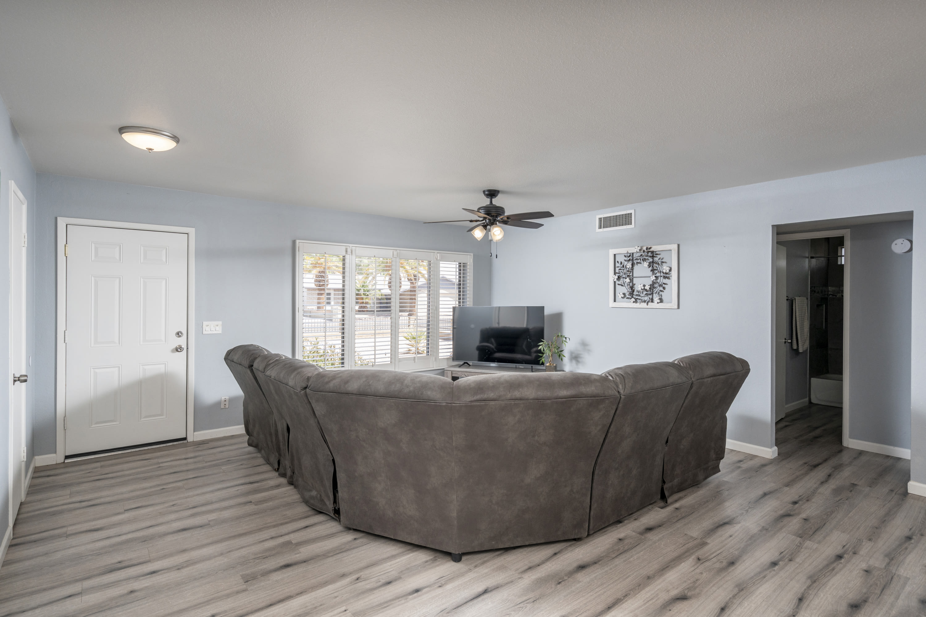 951 West La Jolla Drive – photo 5