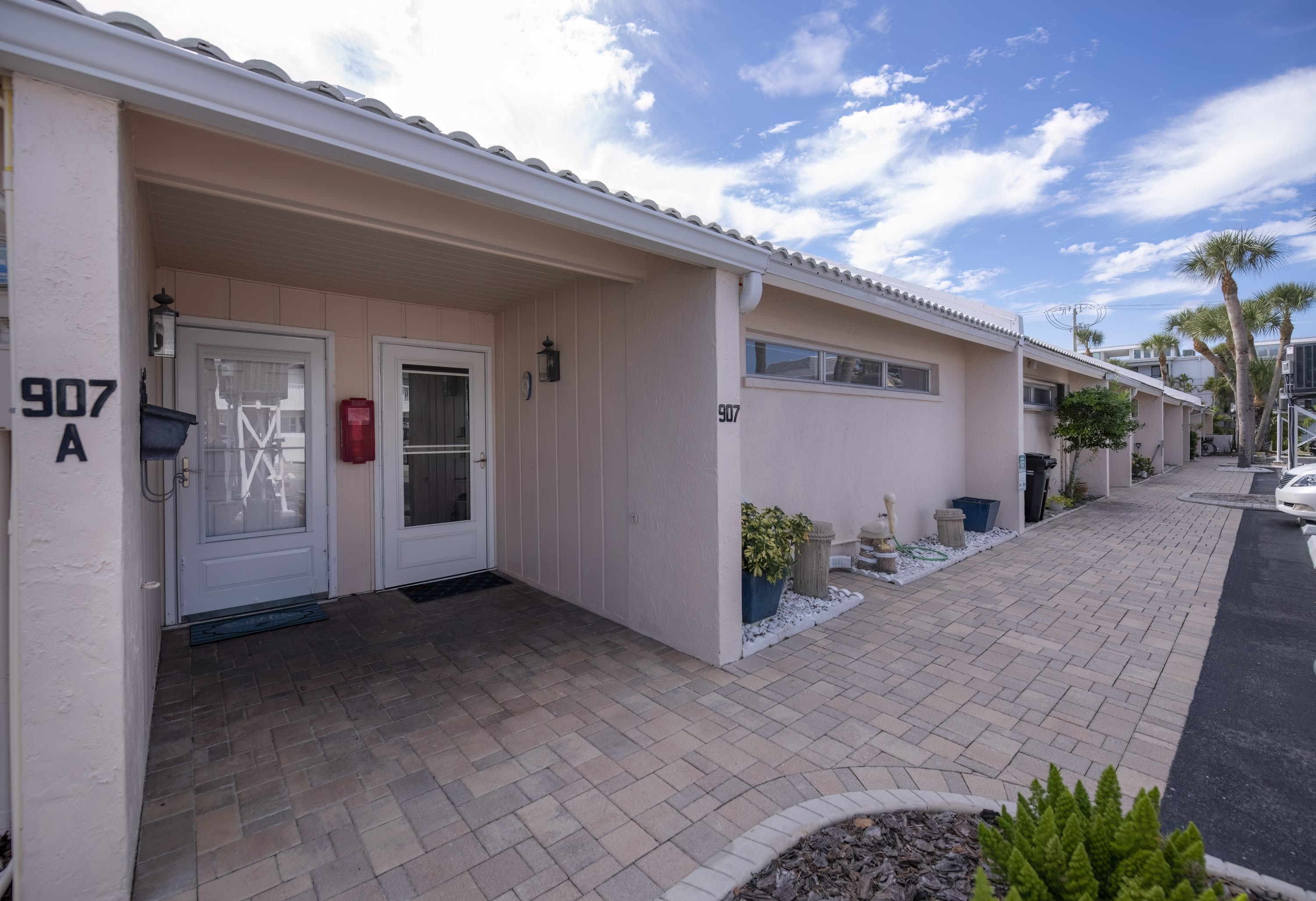 907 Gibbs Rd 6 – photo 2